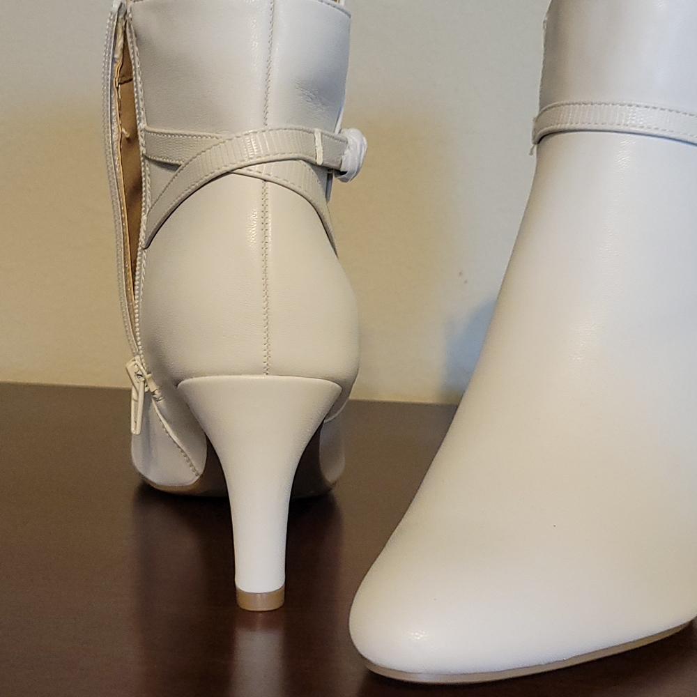 Life Stride Tan and White Ankle Booties with Sleek Design